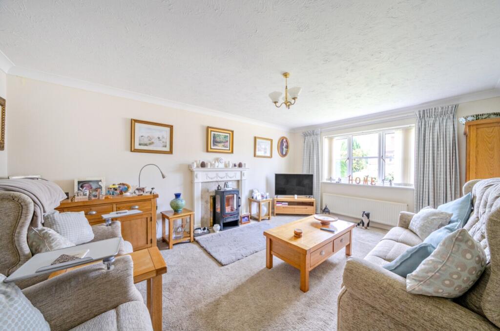 EweMove Harrogate Living Room1