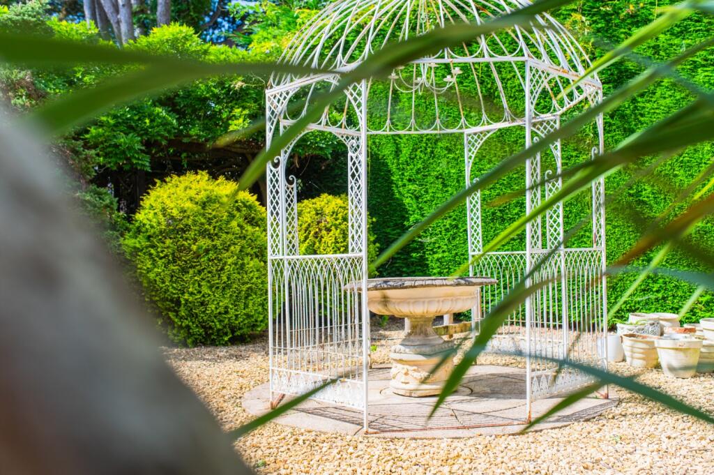 Award-winning Media team on EVERY Listing_68