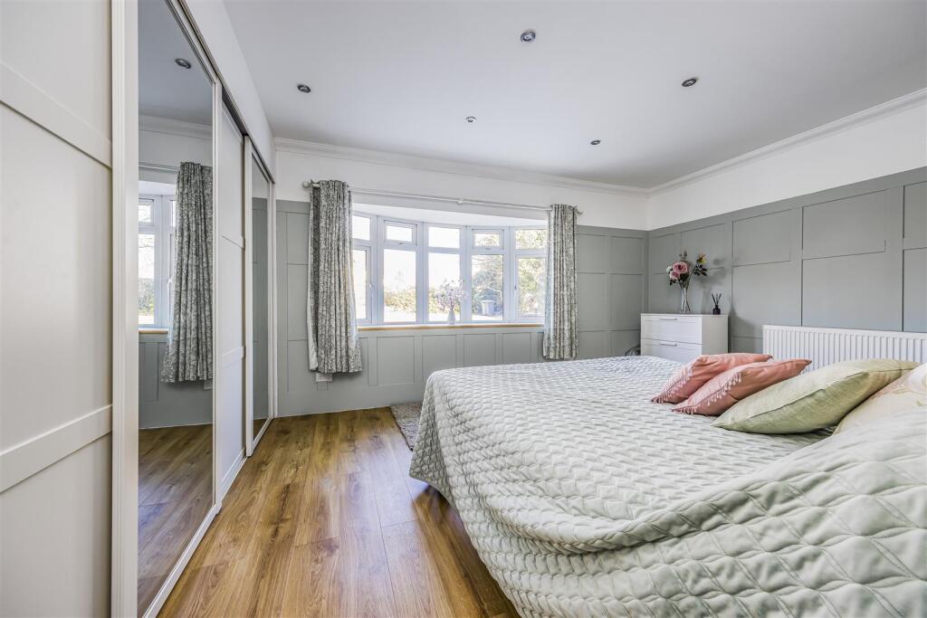 29 New Road, Lovedean-PorticoMarketing-SoldBy-3.JP