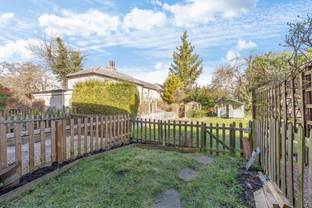 ERNEST COTTAGES,  (14).jpg