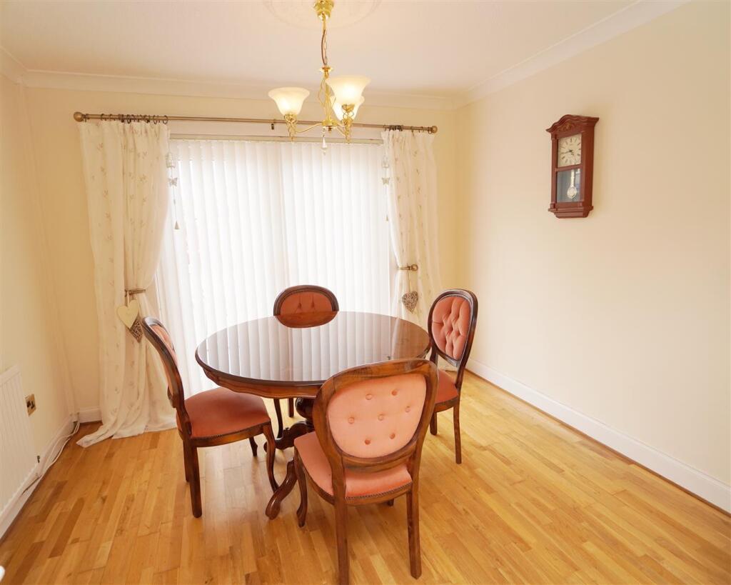 dining room.jpg