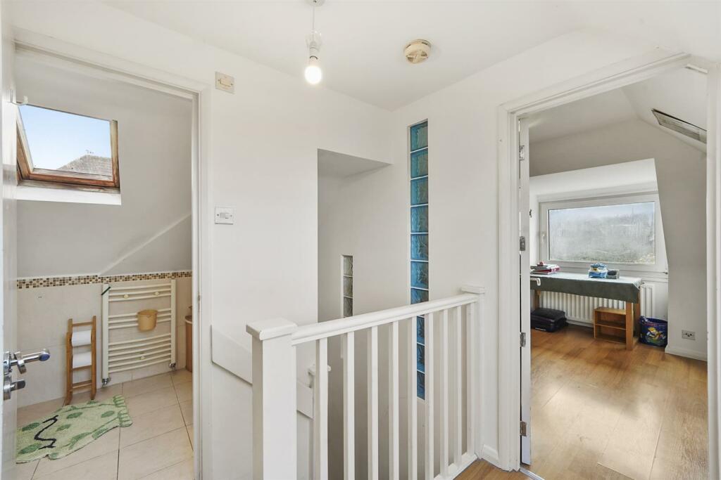 30 Amery Road - DNs7p2i83TmHiAlU8kDC.jpg