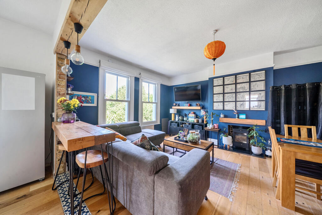 Sitting/Dining Room
