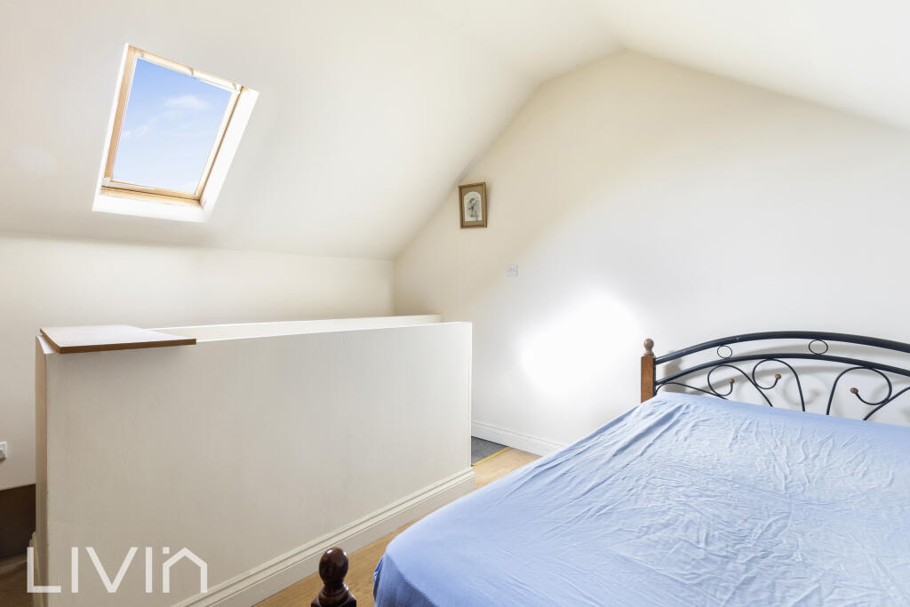 PEMDEVON ROAD  143 - (10)