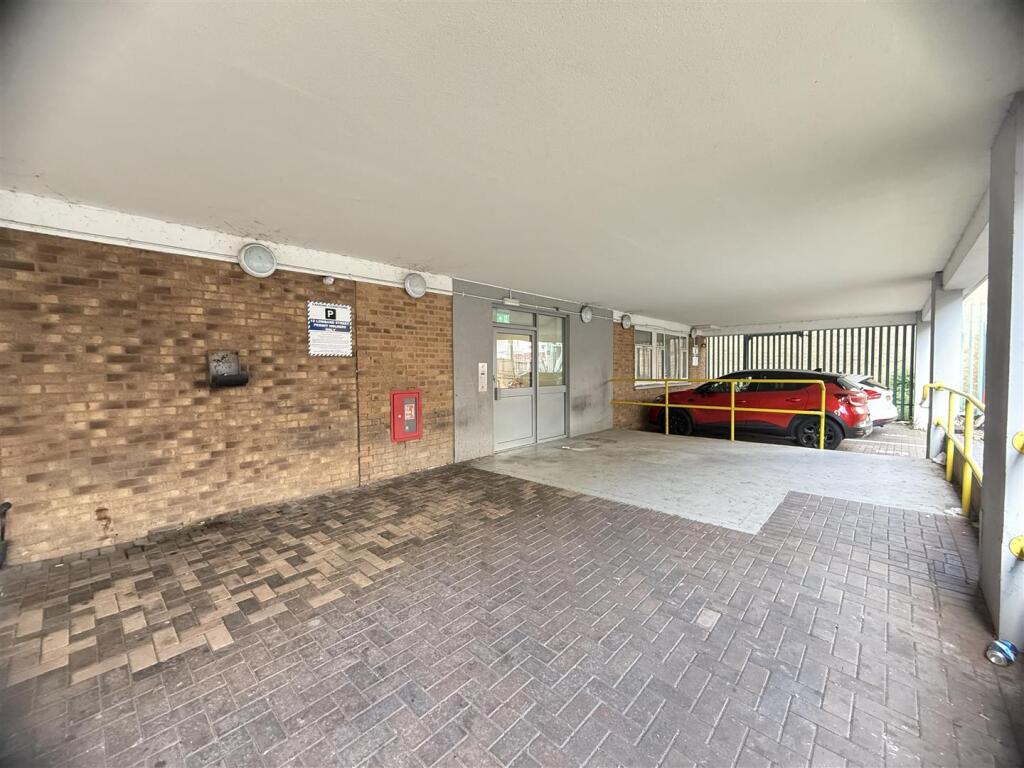 Photo 23-09-2025, 3 42 37 pm.jpg