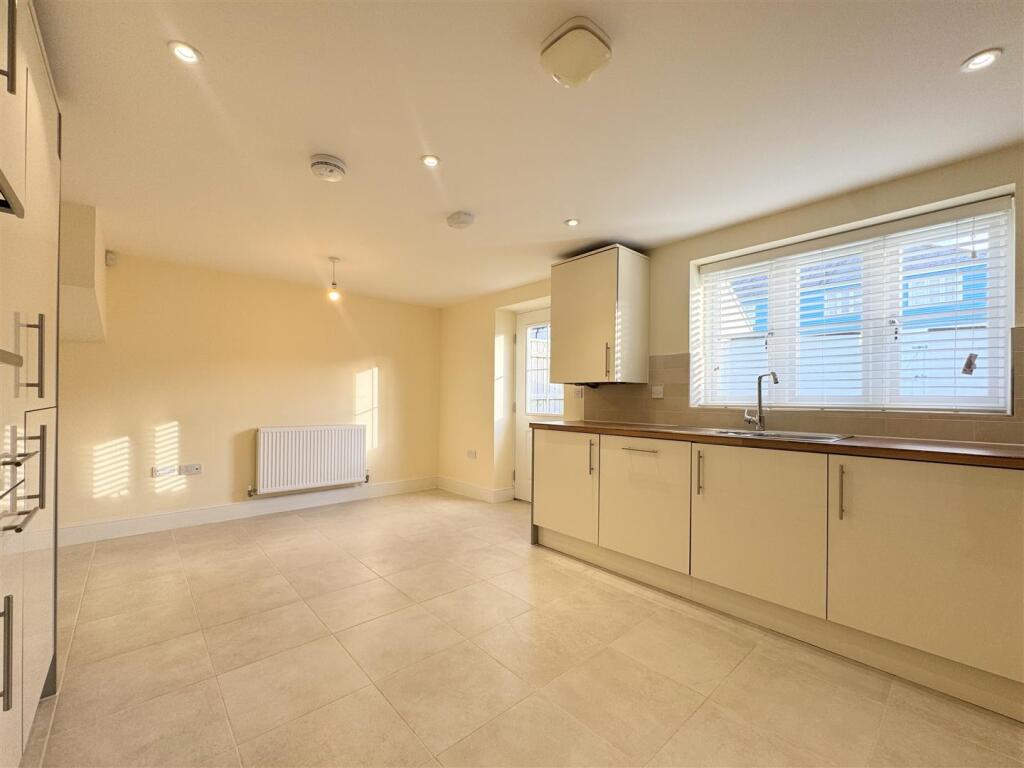 Kitchen Diner
