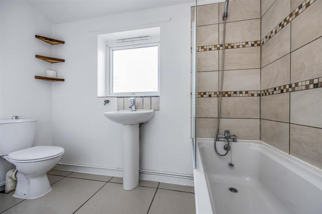 105 Powerscourt Road, Portsmouth-Small-PorticoMark