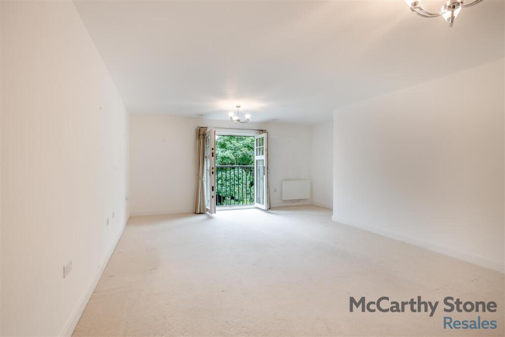 8654339-interior11.jpg