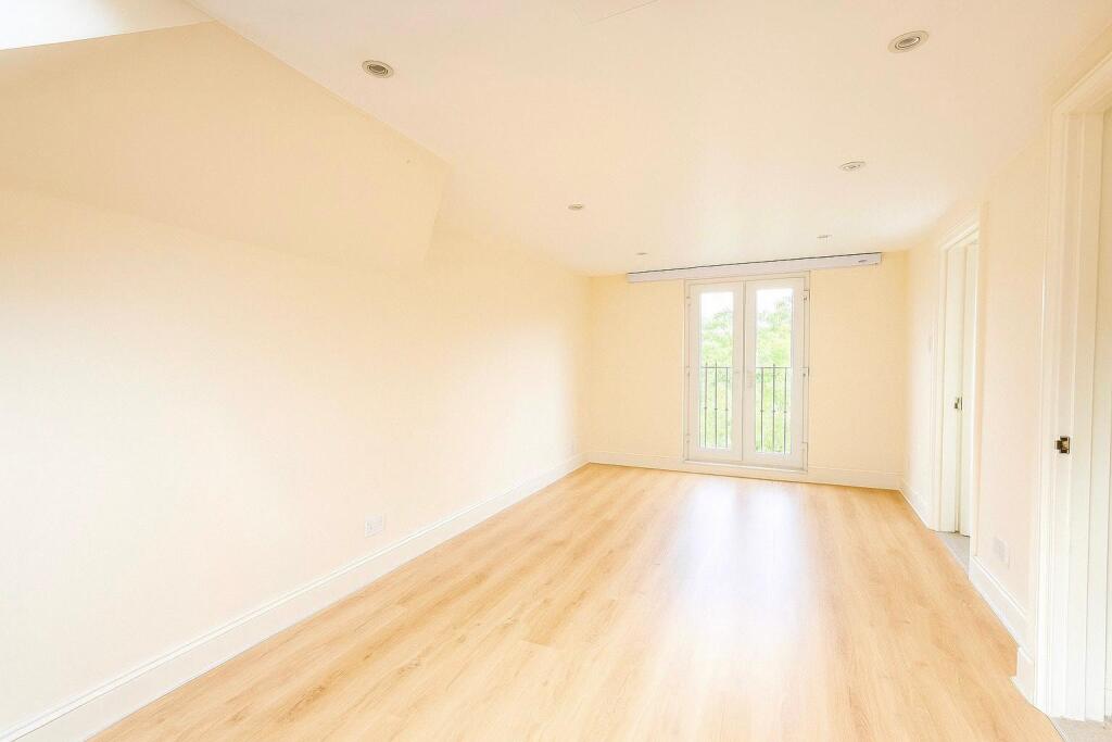 Room 4