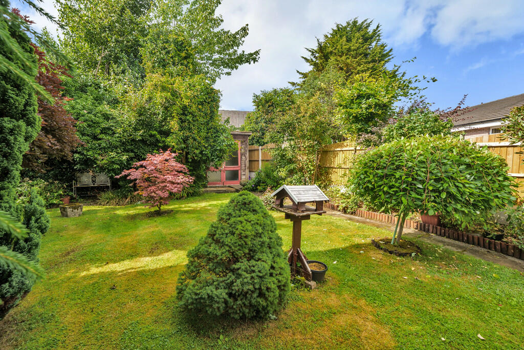 Delightful garden...