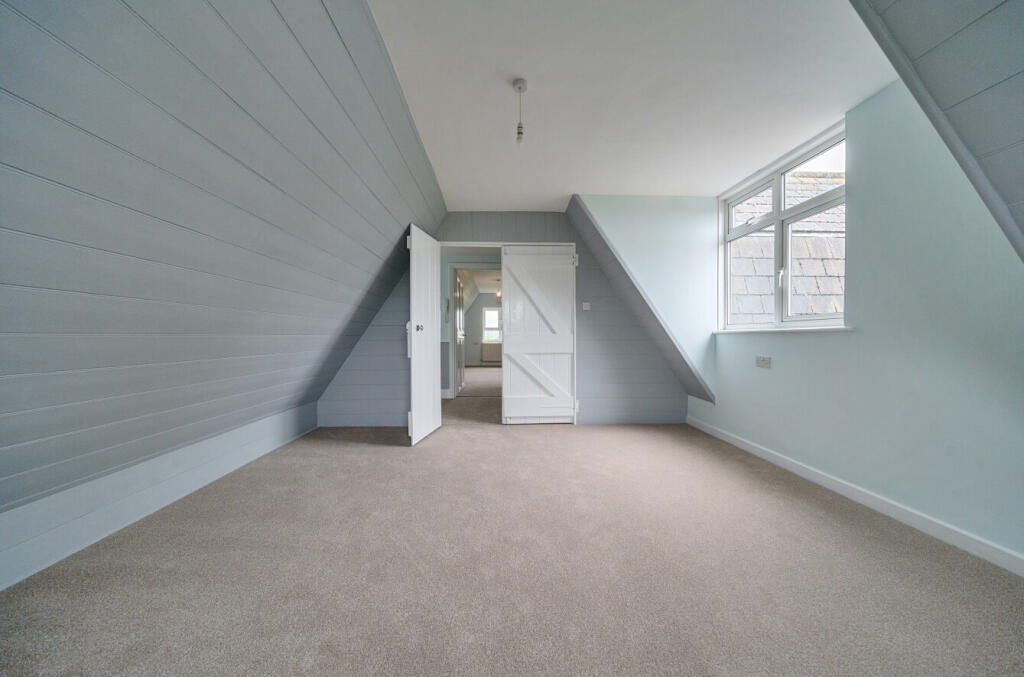 1295313-18-682610...