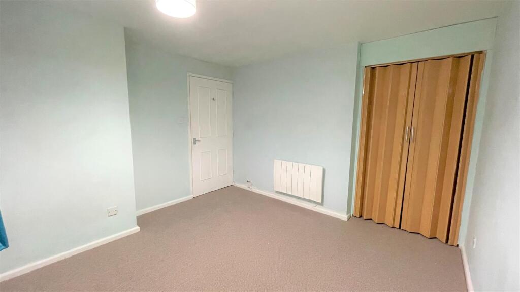 Bedroom  1 (2).jpg