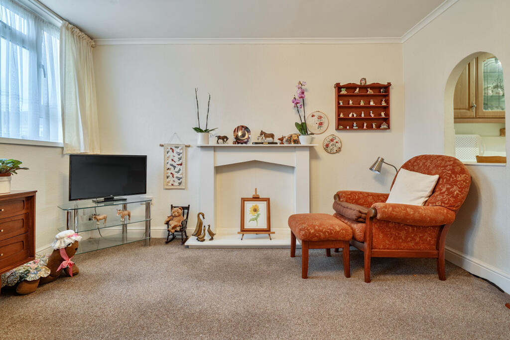 1387349-7-6931a1d...