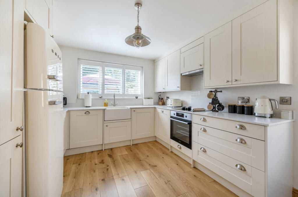 1356936-14-68cd3d...