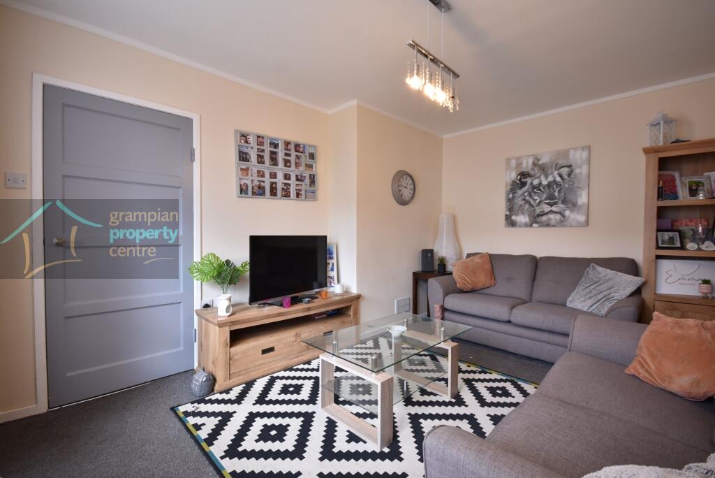 lounge 2