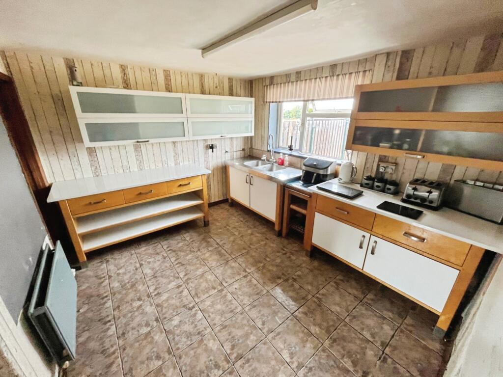 pbox-kitchen-326536.jpg