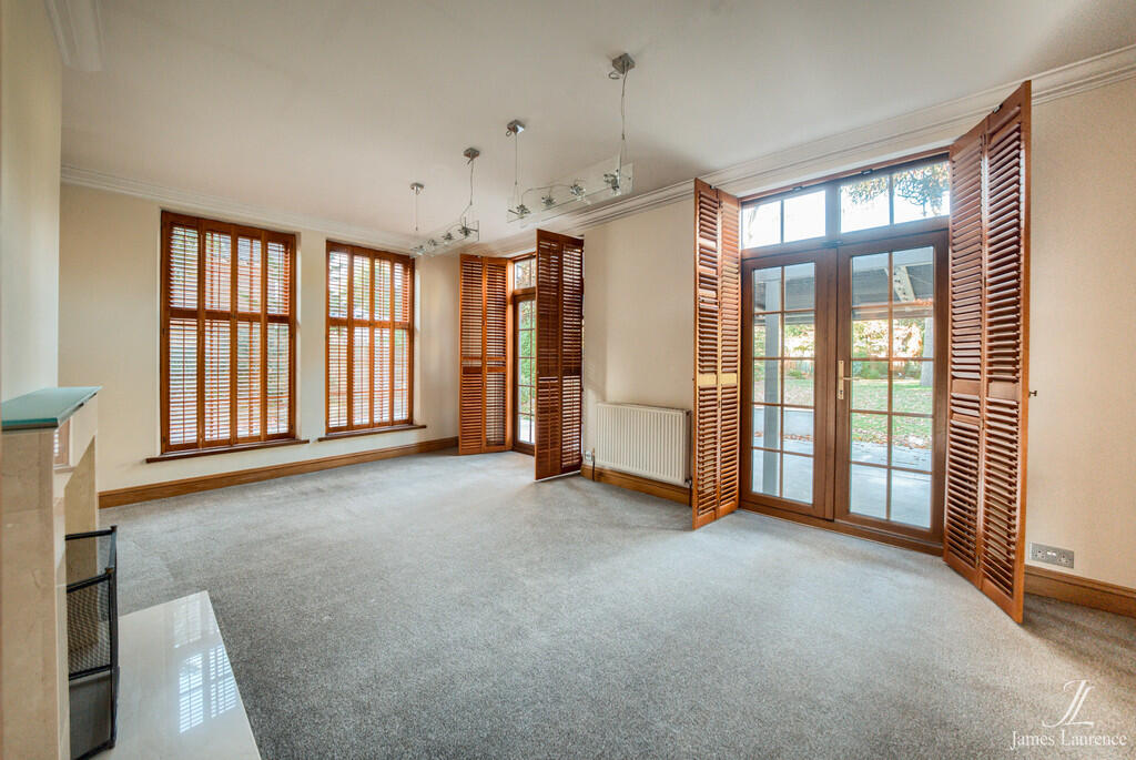 XT5A9469-HDR(3)