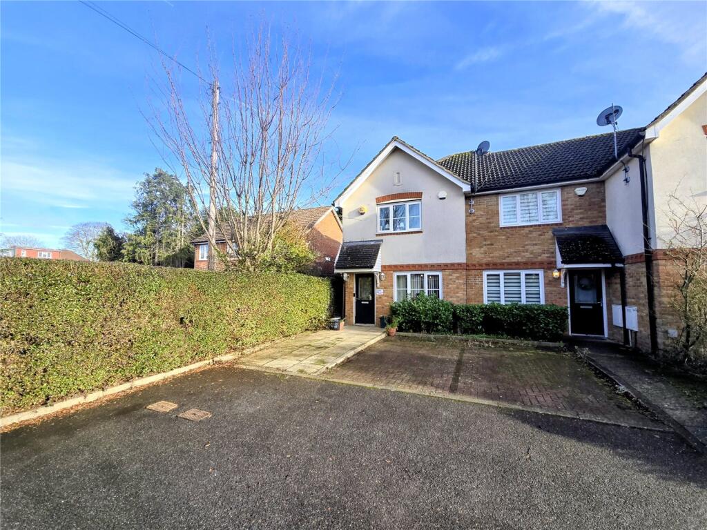 Trinity Drive, Hillingdon, Middlesex, UB8
