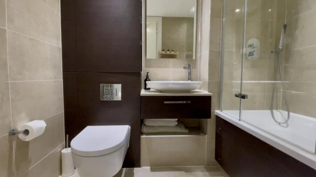 5 Bathroom 