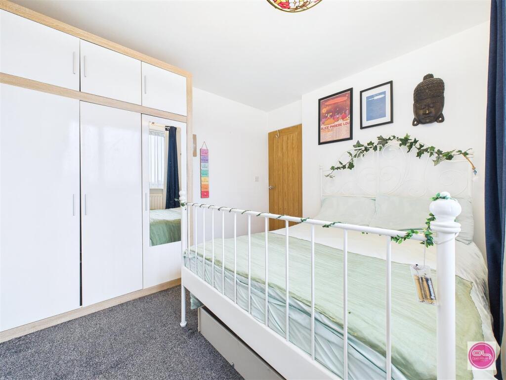 Chiltern Road, Swadlincote (24).jpg