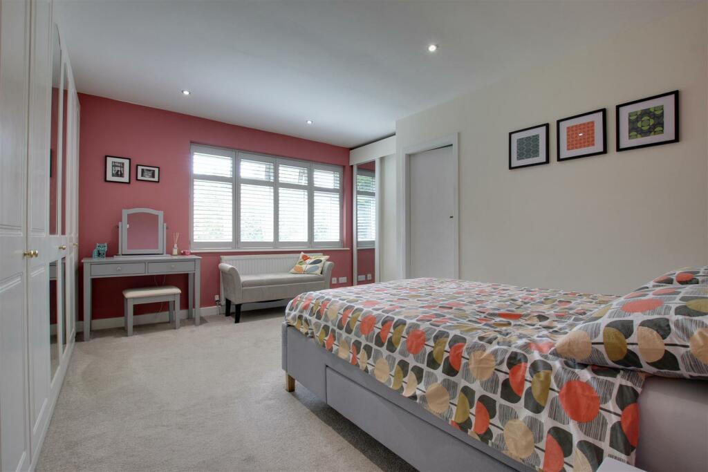 MASTER BEDROOM 1 (REAR)