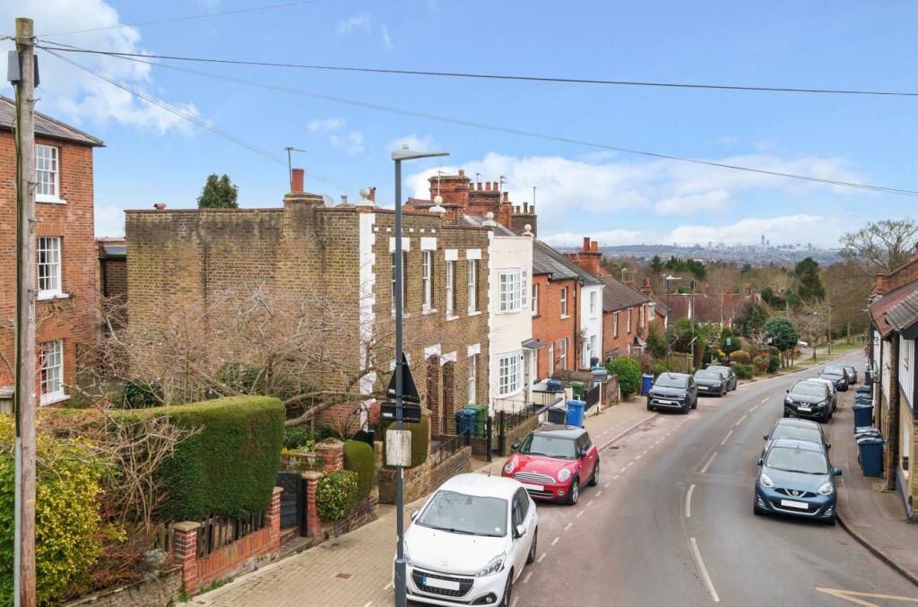 Davidson Frost-Wellings, DFW, Hillcrest Cottage, G