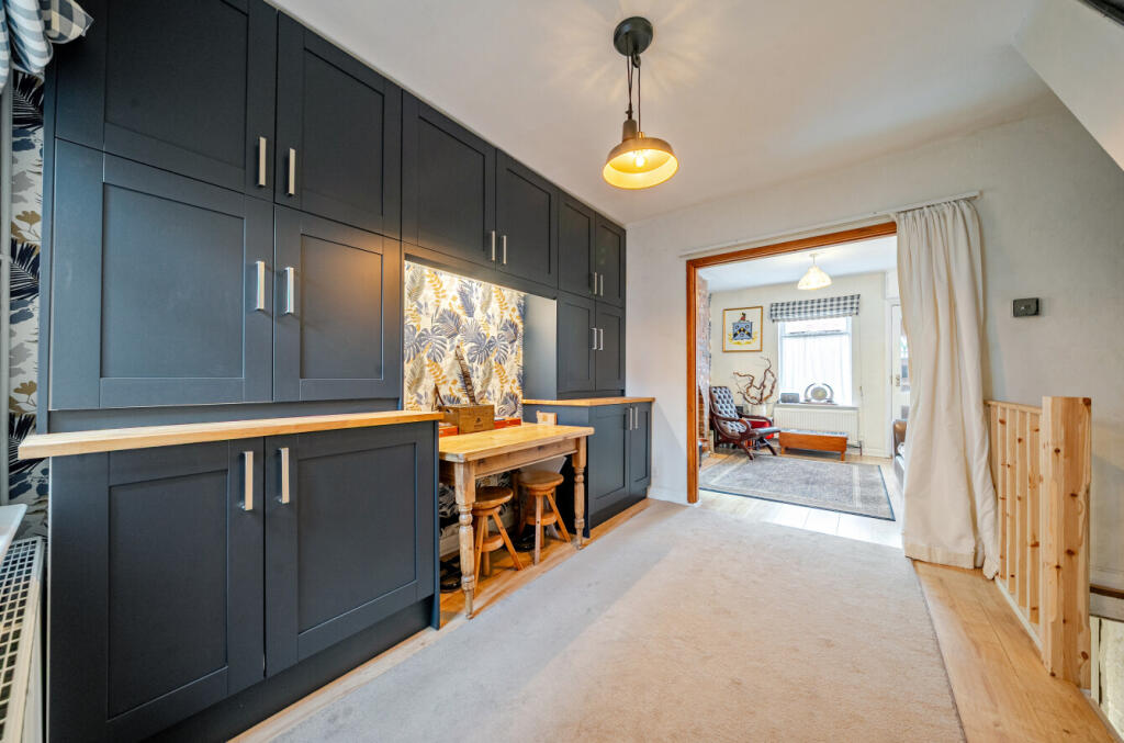 1386201-8-692972bdef2e9