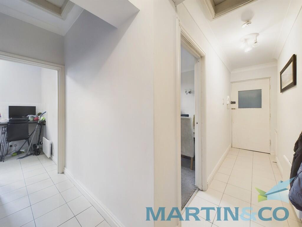 CAM01870G0-PR0156...