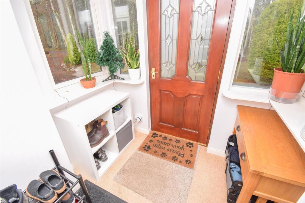 ENTRANCE PORCH