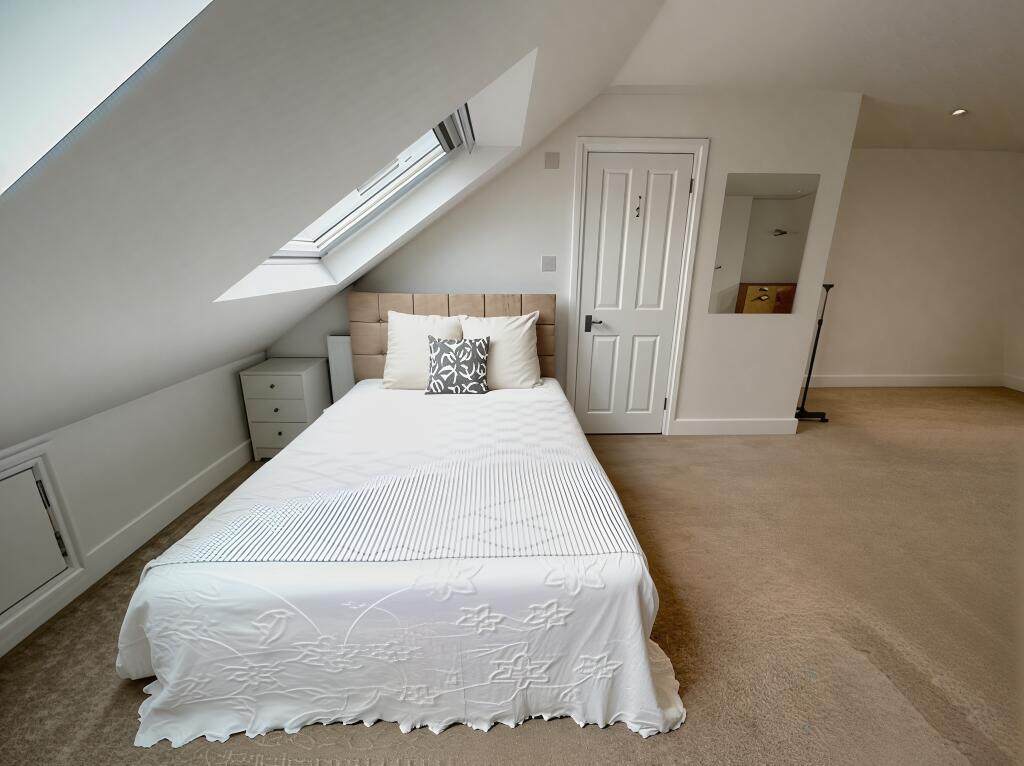 unblurimageai_50366_rentalsandsalescouk_248507726_