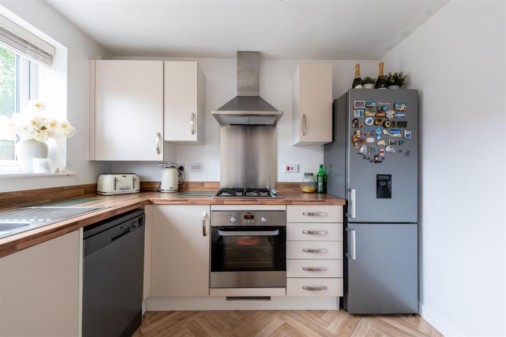 19 Thornley Green-005.jpg