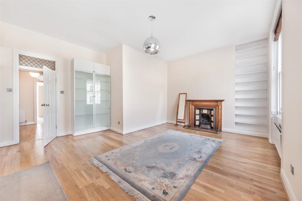 RA - reception room 2.jpg