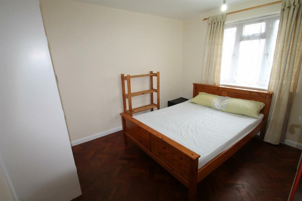 bedroom 2..JPG