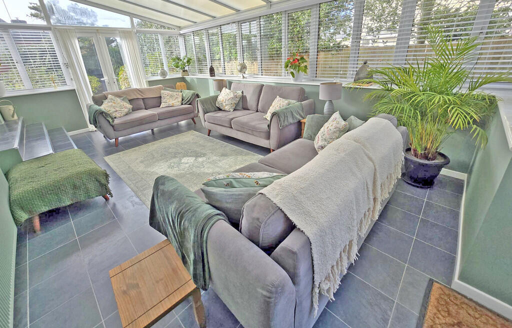 Conservatory Room...