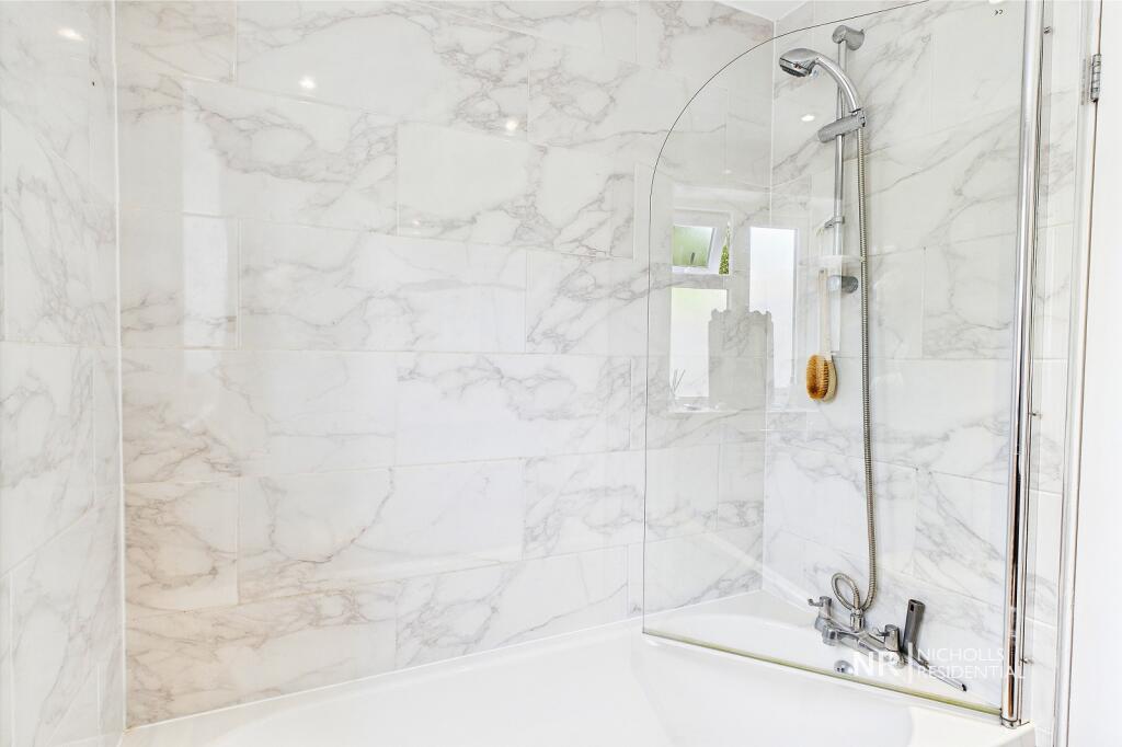 Bathroom Extra Photo