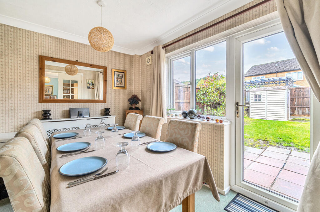 1387989-2-6937fb4...