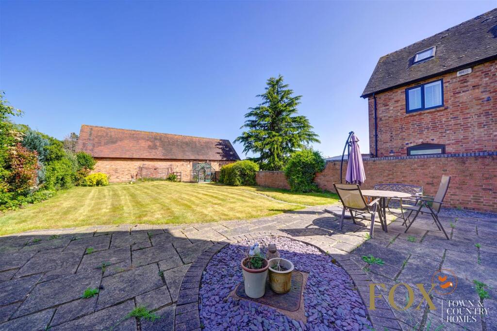 9 Holt Castle Barns (10).jpg