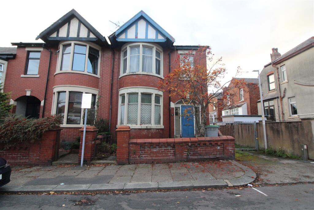 IMG 7072  Medium  T202510231250.jpg