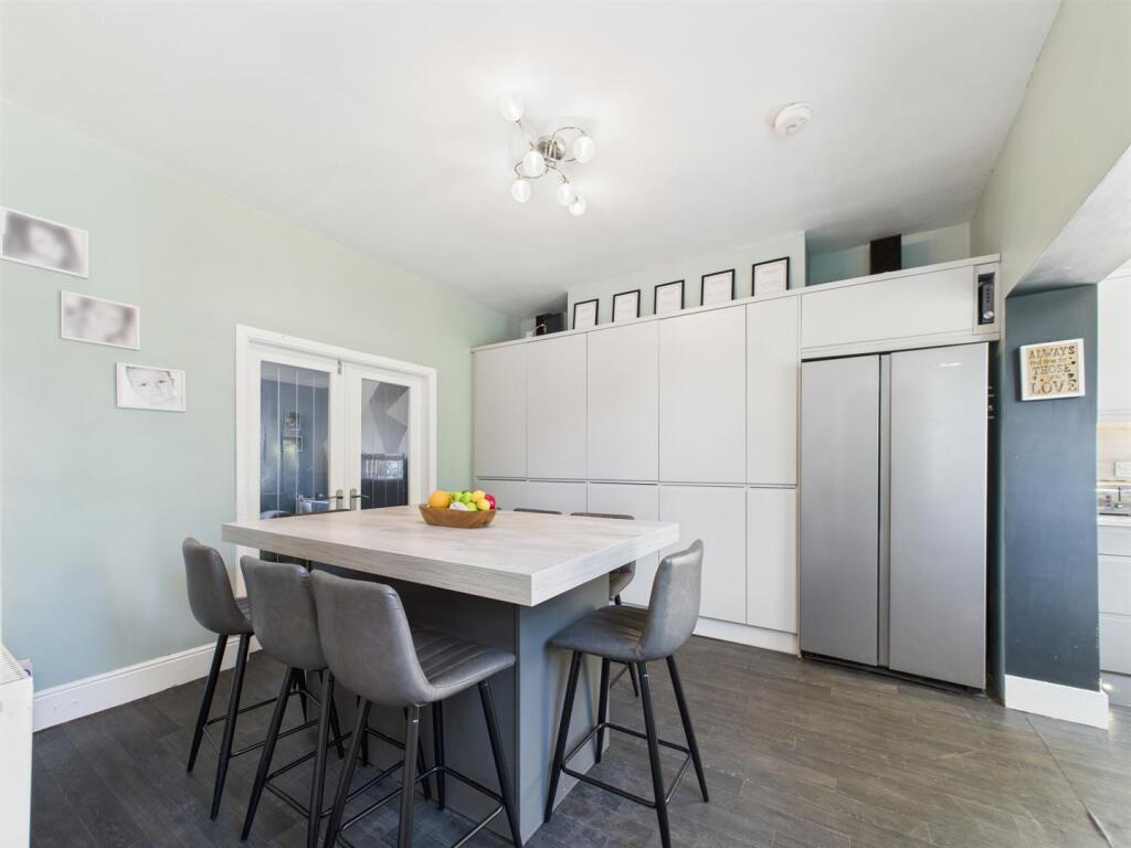 Breakfast Kitchen