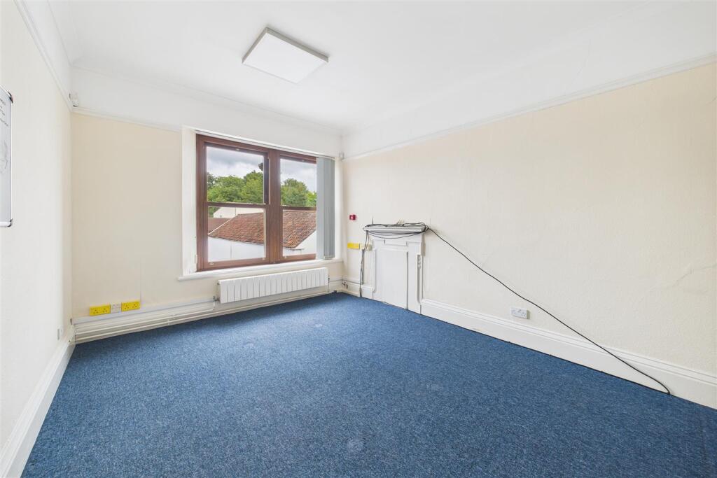 Wellsway House, 9, Wellsway Keynsham, B A N E S, B