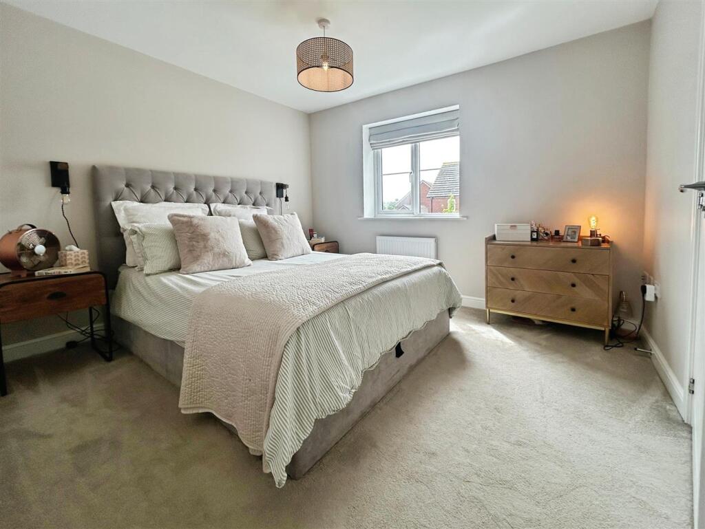 07cee234--4FF8-AEF0-09CD47428591-43767-000027B494C
