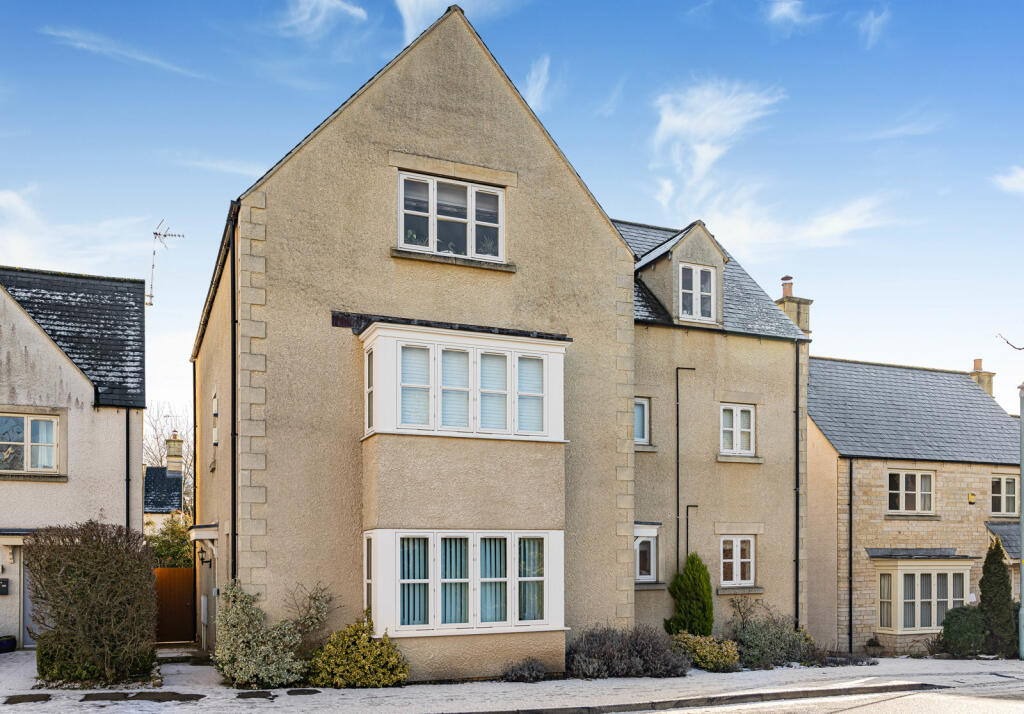 Cornwall Close, Tetbury, Gloucestershire, GL8