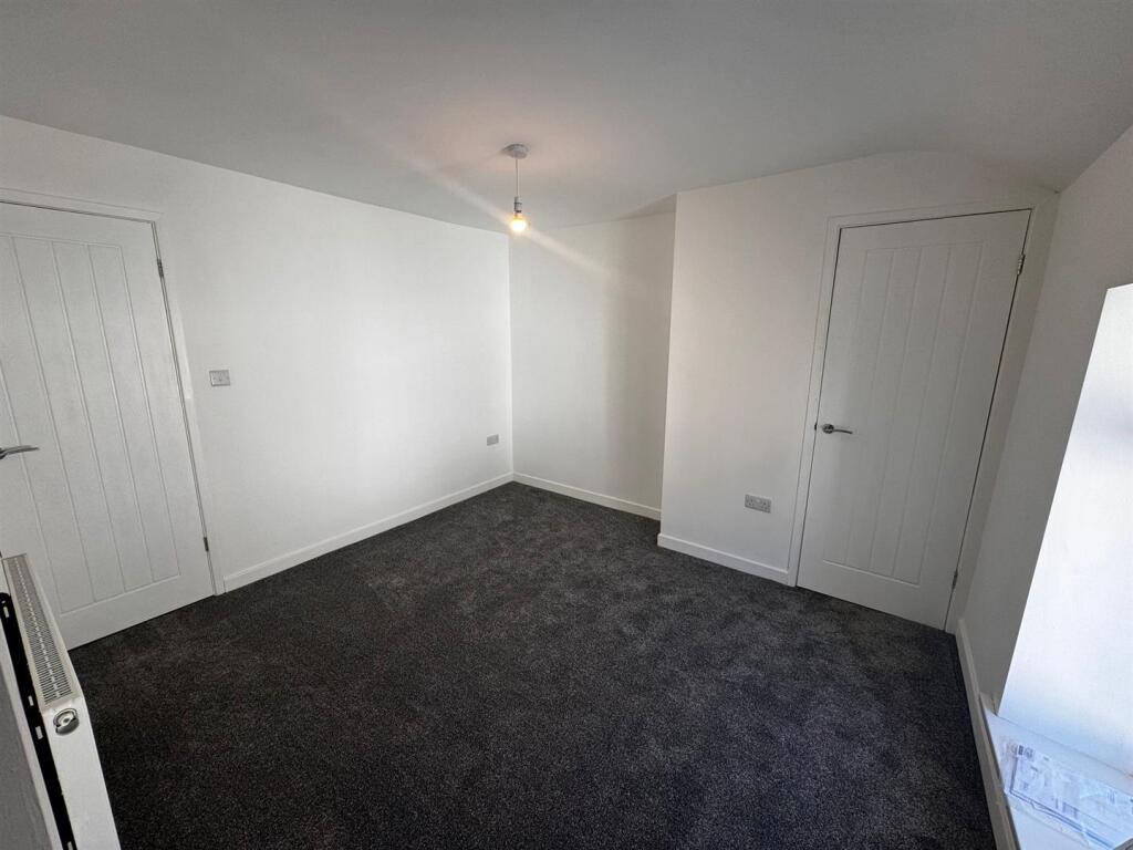 WhatsApp Image 2024-08-12 at 16.11.20-4.jpeg