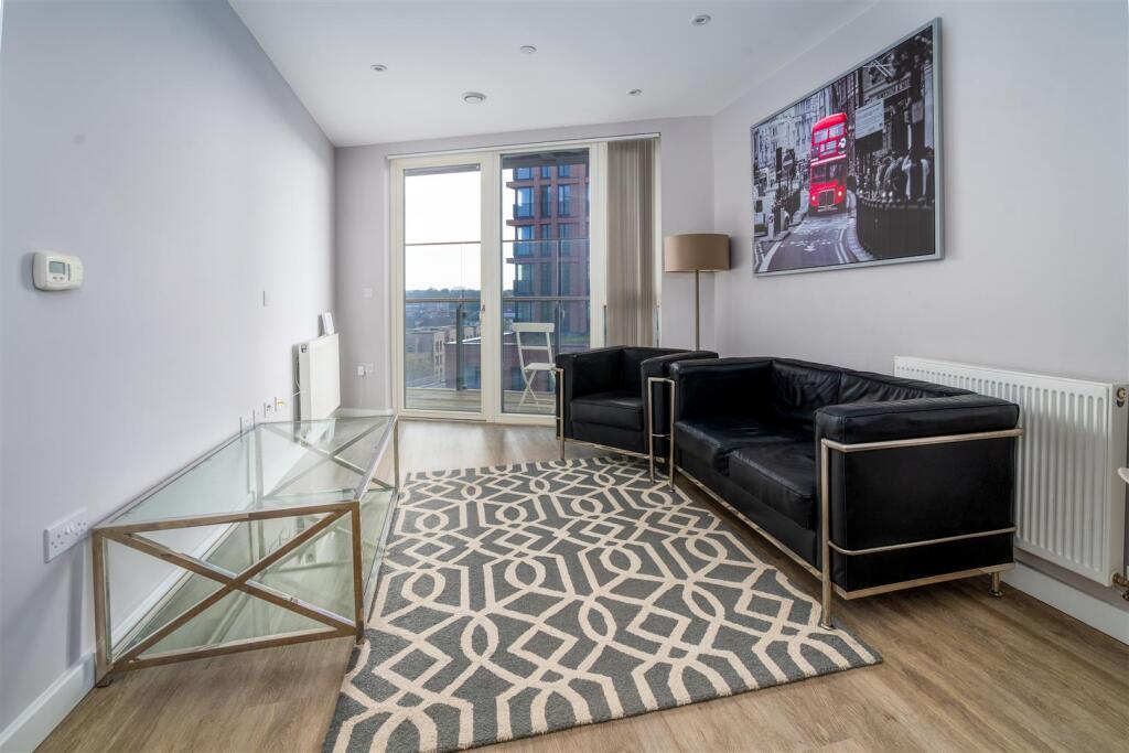 18 To Let 2 Bedroom Flat Croydon  www.islingtonpro