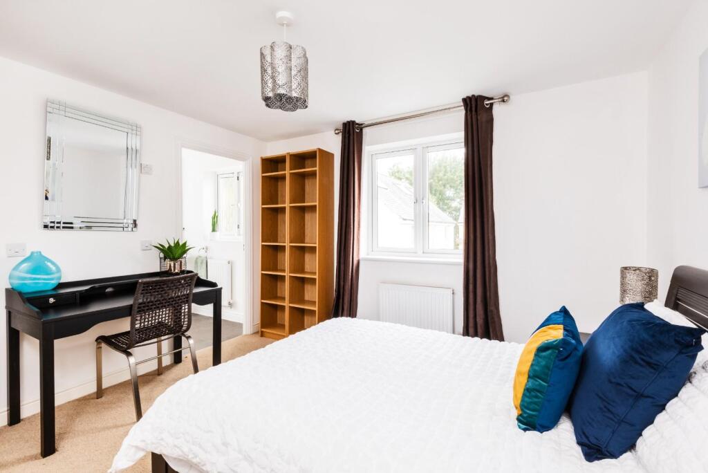 15 Breachwood View, Bath, BA2 2TX-13.jpg