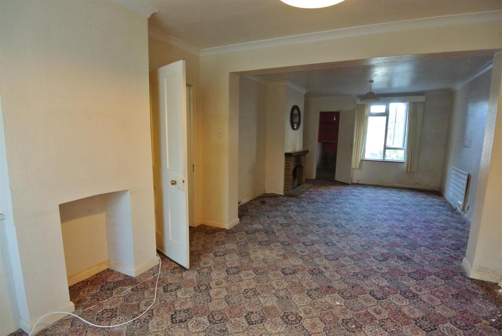 Double Reception Room