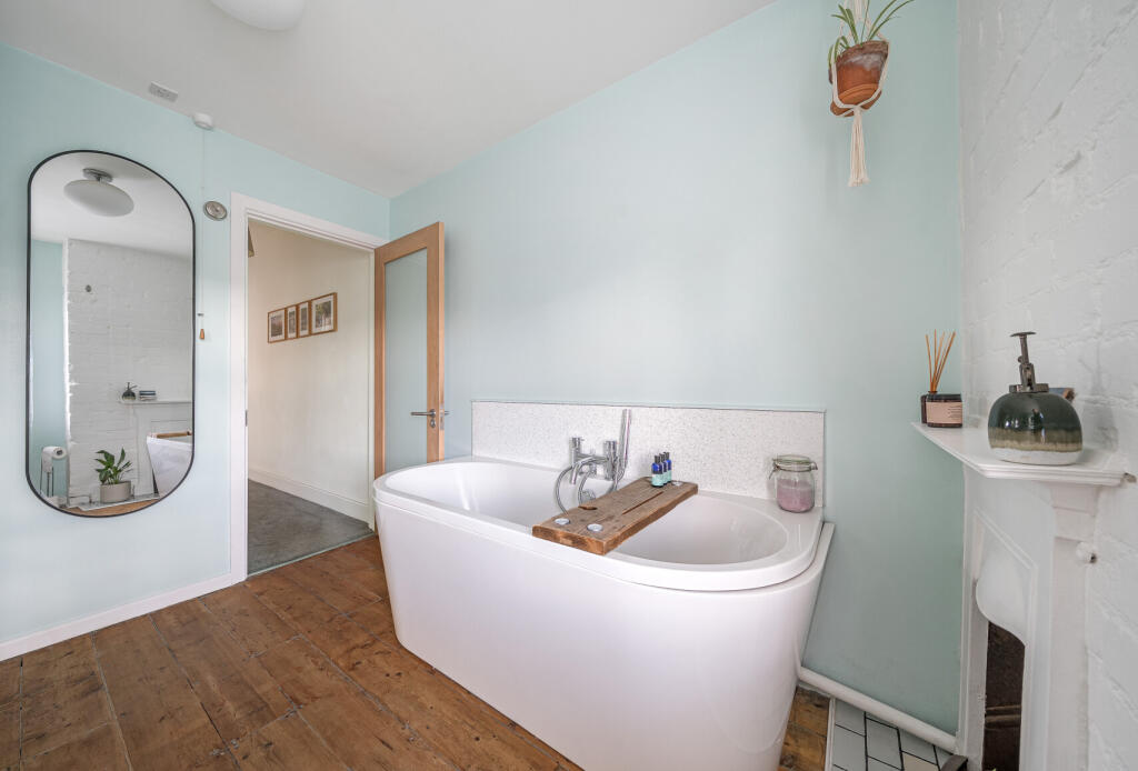 15-6822441f401d5-...