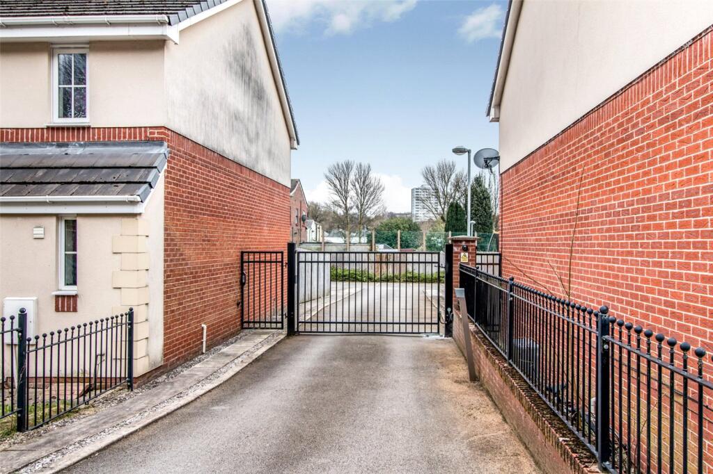 Secure Car Parking E