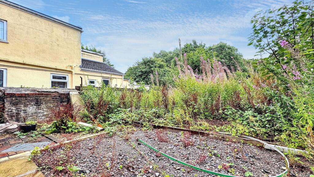 d1583bb1-a6dc-4c76-86b5-5aac2fefbff2 2.jpeg