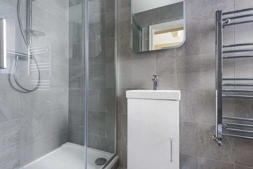 En Suite Shower R...